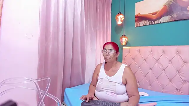 renata_milf_ live sex cam