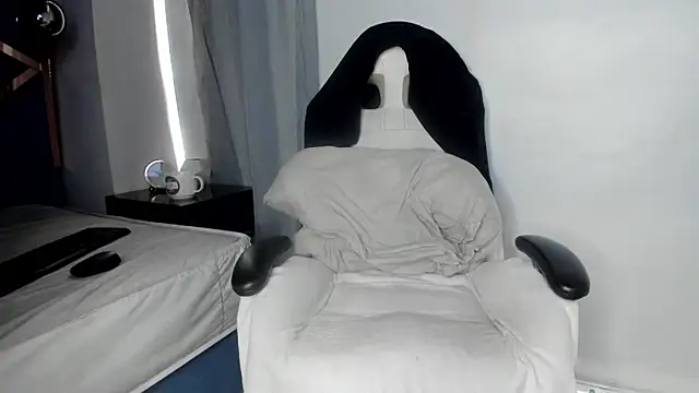 Lucii_fer_ live sex cam