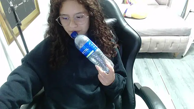 Velvet_Moon_V's cam snapshot