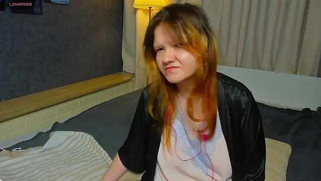 Nora_lovvvv's cam snapshot