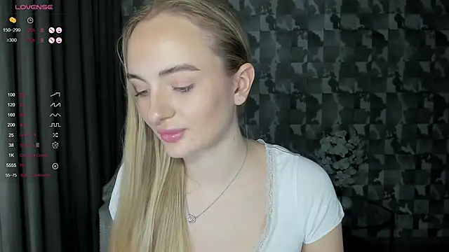 A_delina's cam snapshot