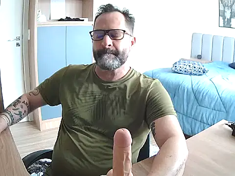 lorenzoDaddy's cam snapshot