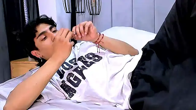 MattFiore's cam snapshot