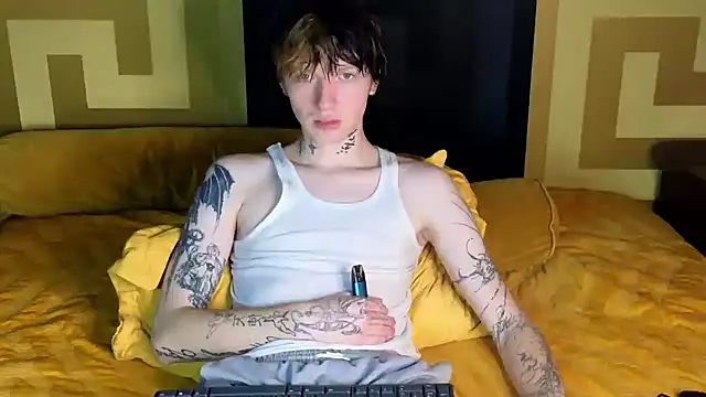 TRAVIS_CLAS's cam snapshot