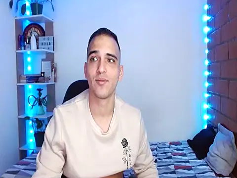 Maax30233's cam snapshot