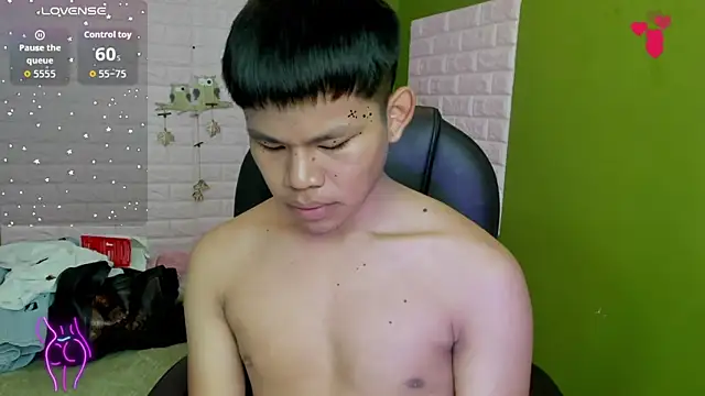 tommy_cherry_'s web cam