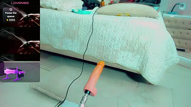 EmilyySaenz live sex cam