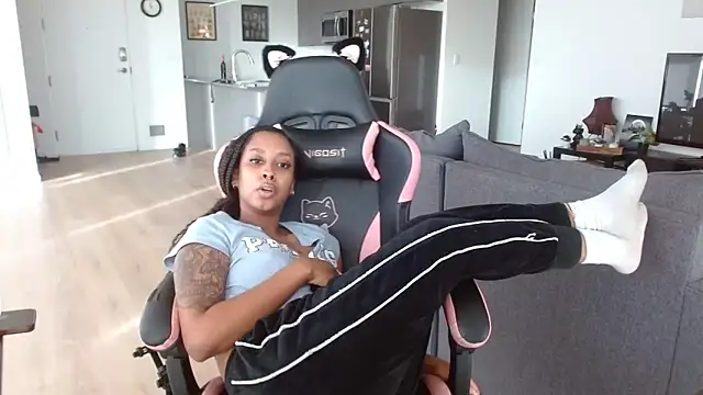 Your_Paris live sex cam