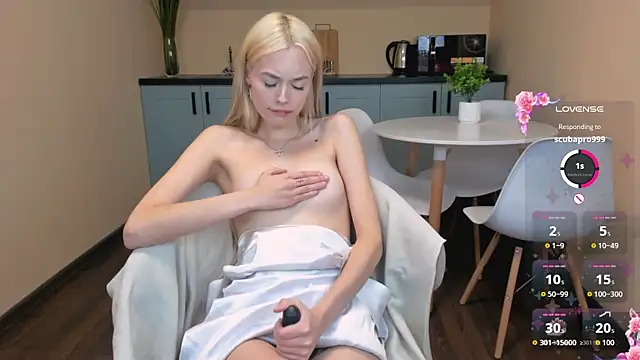 CallMeMargo live sex cam