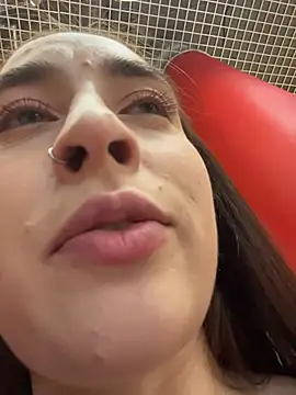 Holly_Play live sex cam