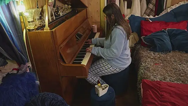 VanessaDoyle live sex cam