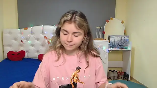 TinaRedly live sex cam