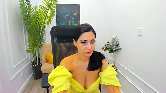 AllaYerty live sex cam