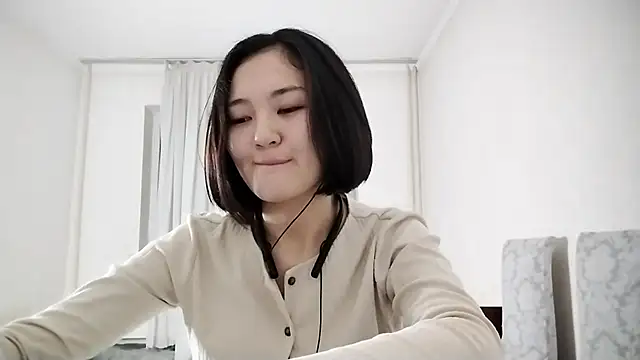 Lyndasilk live sex cam