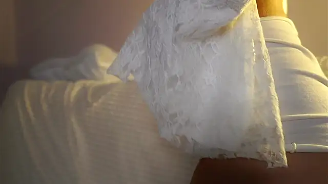 SunnivaCovil live sex cam