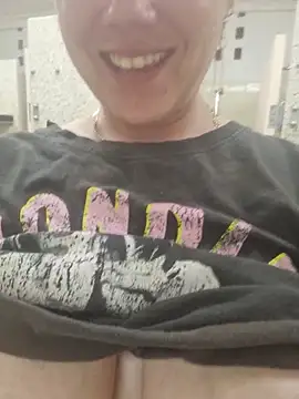 Off_the_Lesh live sex cam