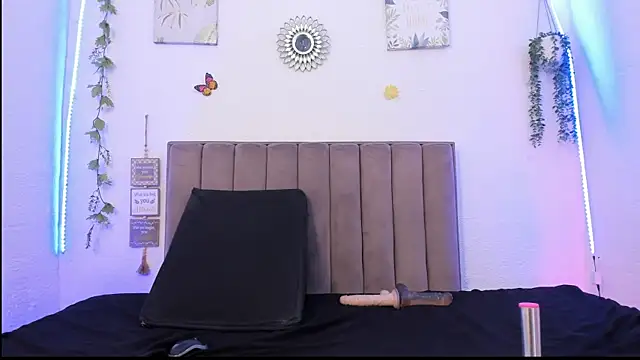 AkiraStone_ live sex cam