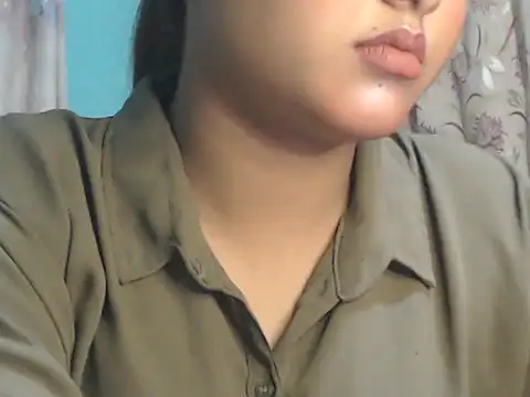 NancyRuvi live sex cam