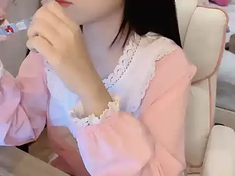 Angela-Barbie's cam snapshot