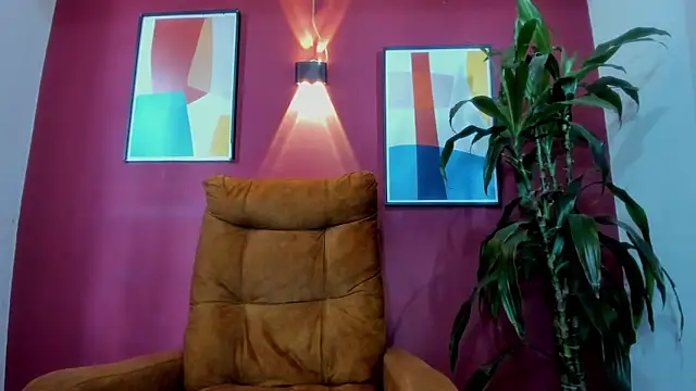 ChloeTurner_'s cam snapshot