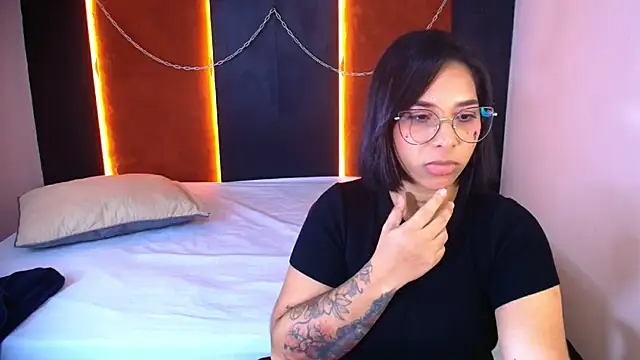 Roxy_Hott's cam snapshot