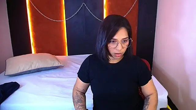 Roxy_Hott's cam snapshot