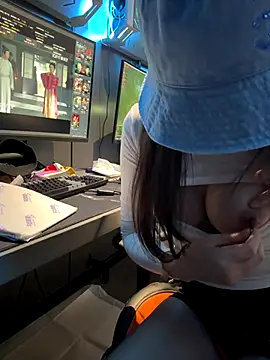 nideanbaby's cam snapshot