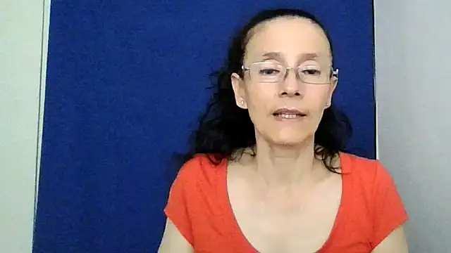 AuroraLatin's cam snapshot