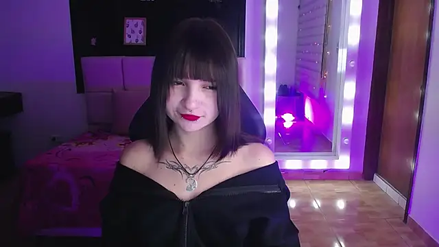 _Charlotte_Collins_'s cam snapshot