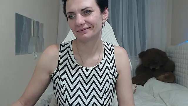 AvaSaturnian's cam snapshot