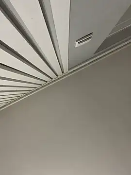 bunnythetailor's cam snapshot