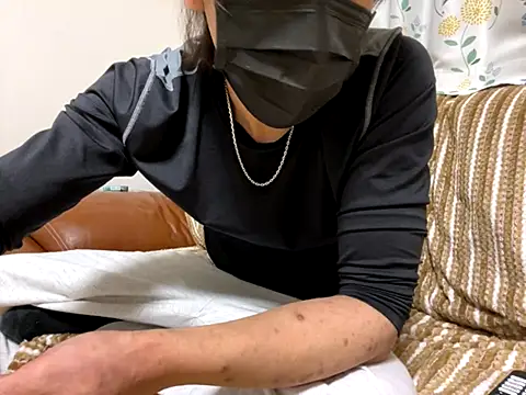 SPOTSCAMEL live sex cam