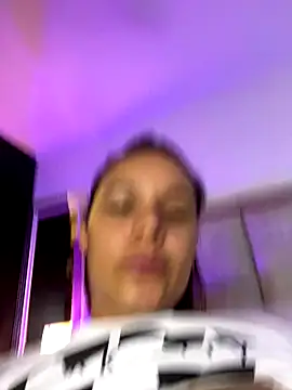 atheneacruize's cam snapshot