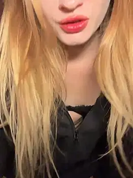 saint_cat25 live sex cam