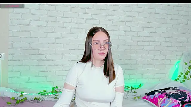 LinaKenny's cam snapshot