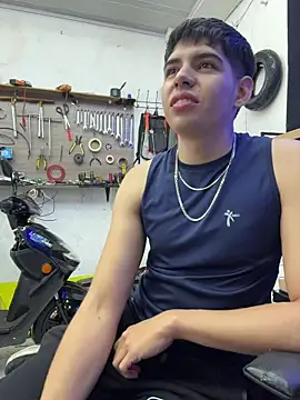 Stick_ledom live sex cam