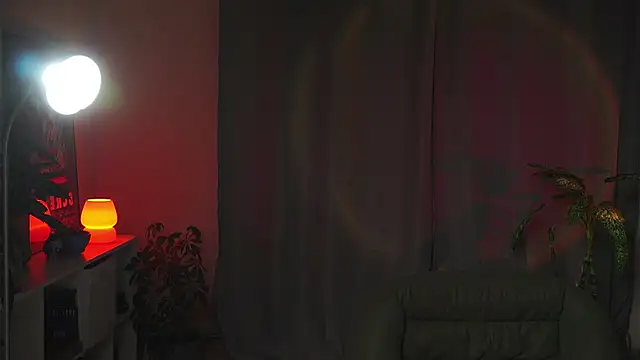 PixieMeow_'s Stripchat show and profile