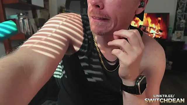 SwitchDean live sex cam