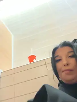 Tisha_Busty live sex cam