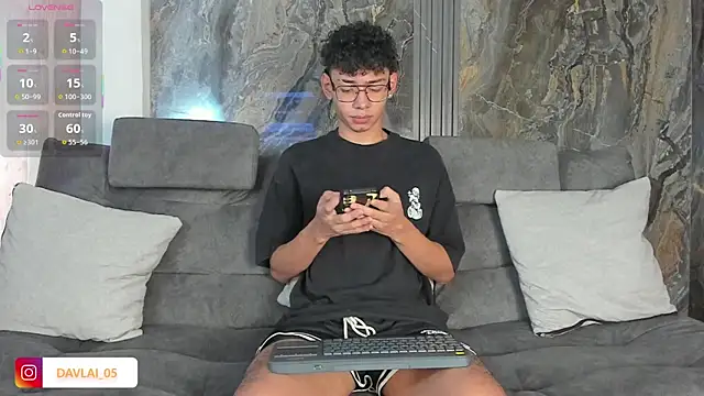 Daviid_laidd live sex cam