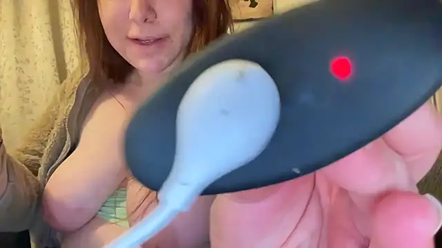 cumwithmee3 live sex cam