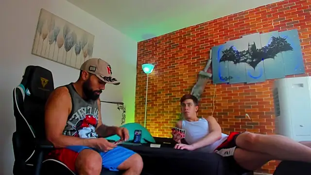 Michael_twink_ live sex cam