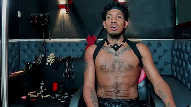 DIEGO_WICKED live sex cam