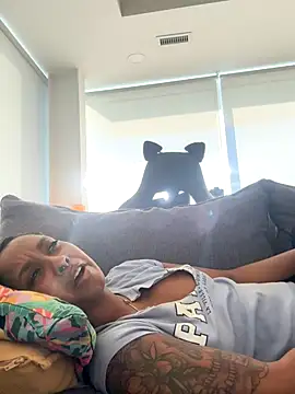 Your_Paris live sex cam