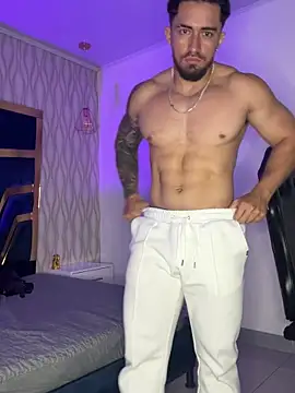 Brad_Summer live sex cam