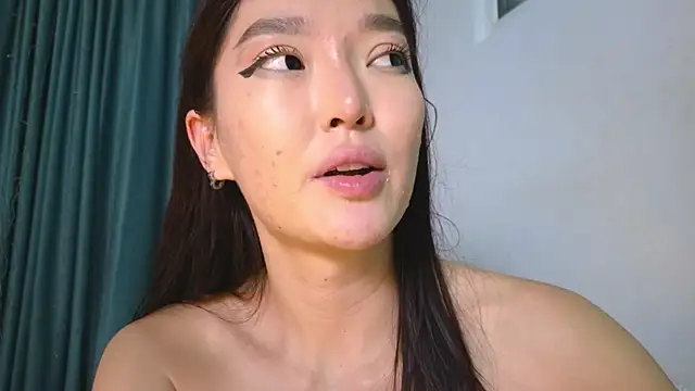 AudreyMell live sex cam