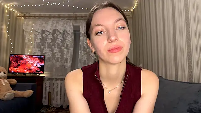 CarliBatas live sex cam