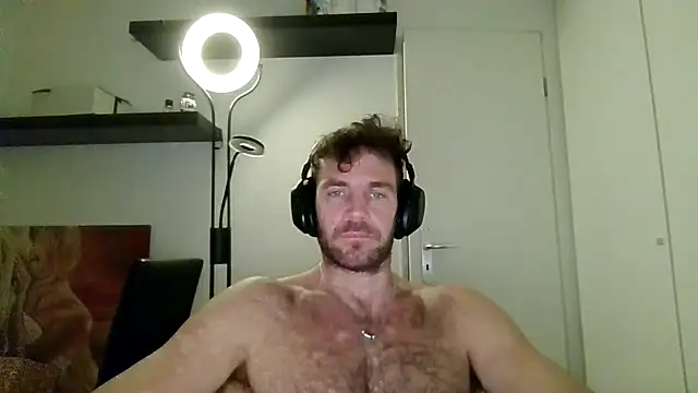 alpha-hunk live sex cam