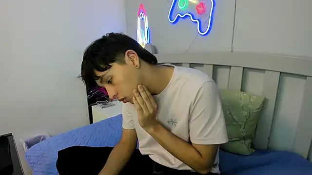 StiwenTwink live sex cam