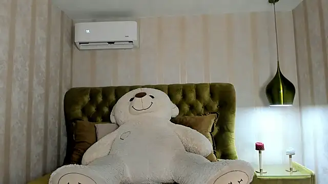 JonnahHell live sex cam